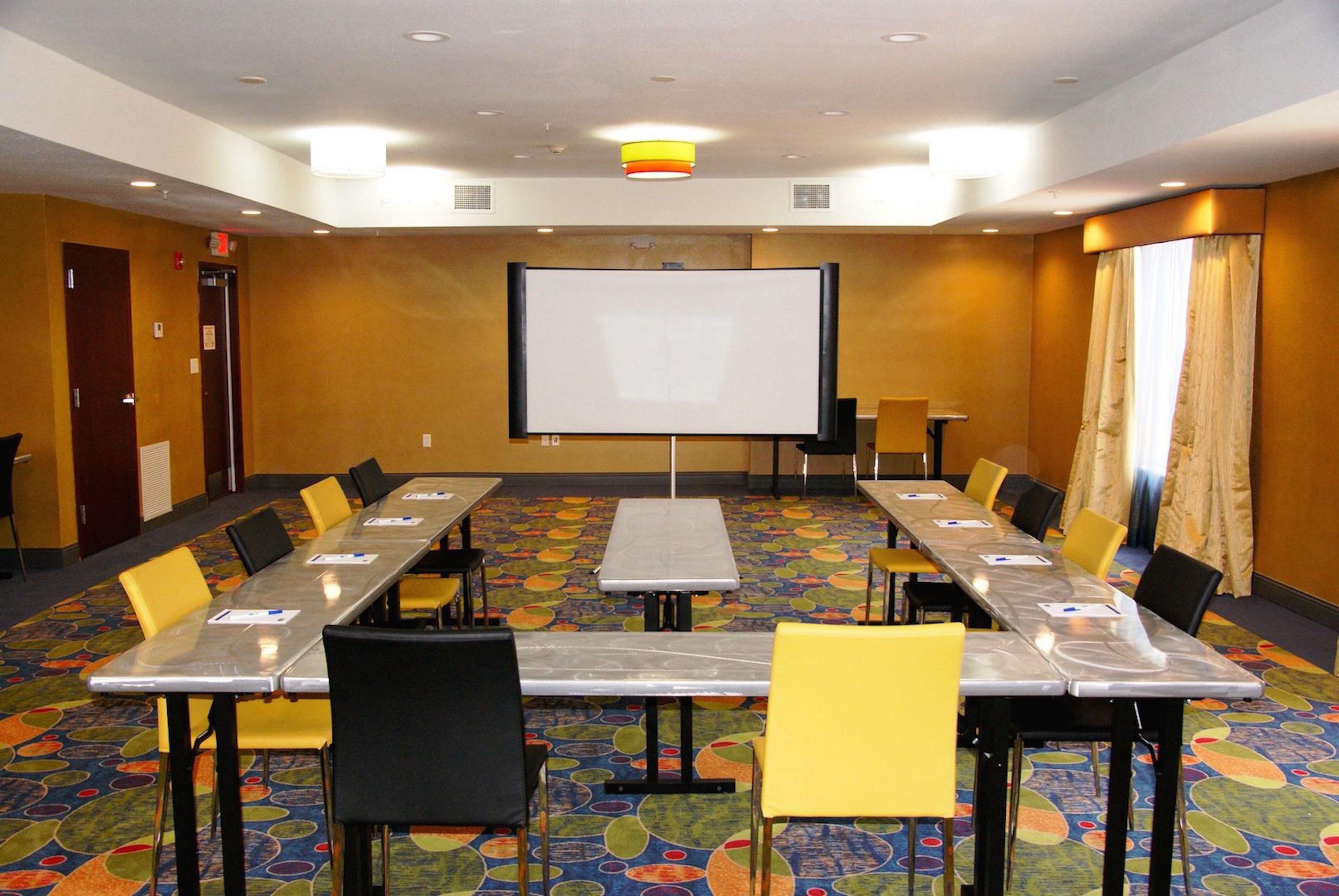 Holiday Inn Express & Suites St Louis Airport By Ihg Woodson Terrace Exteriör bild