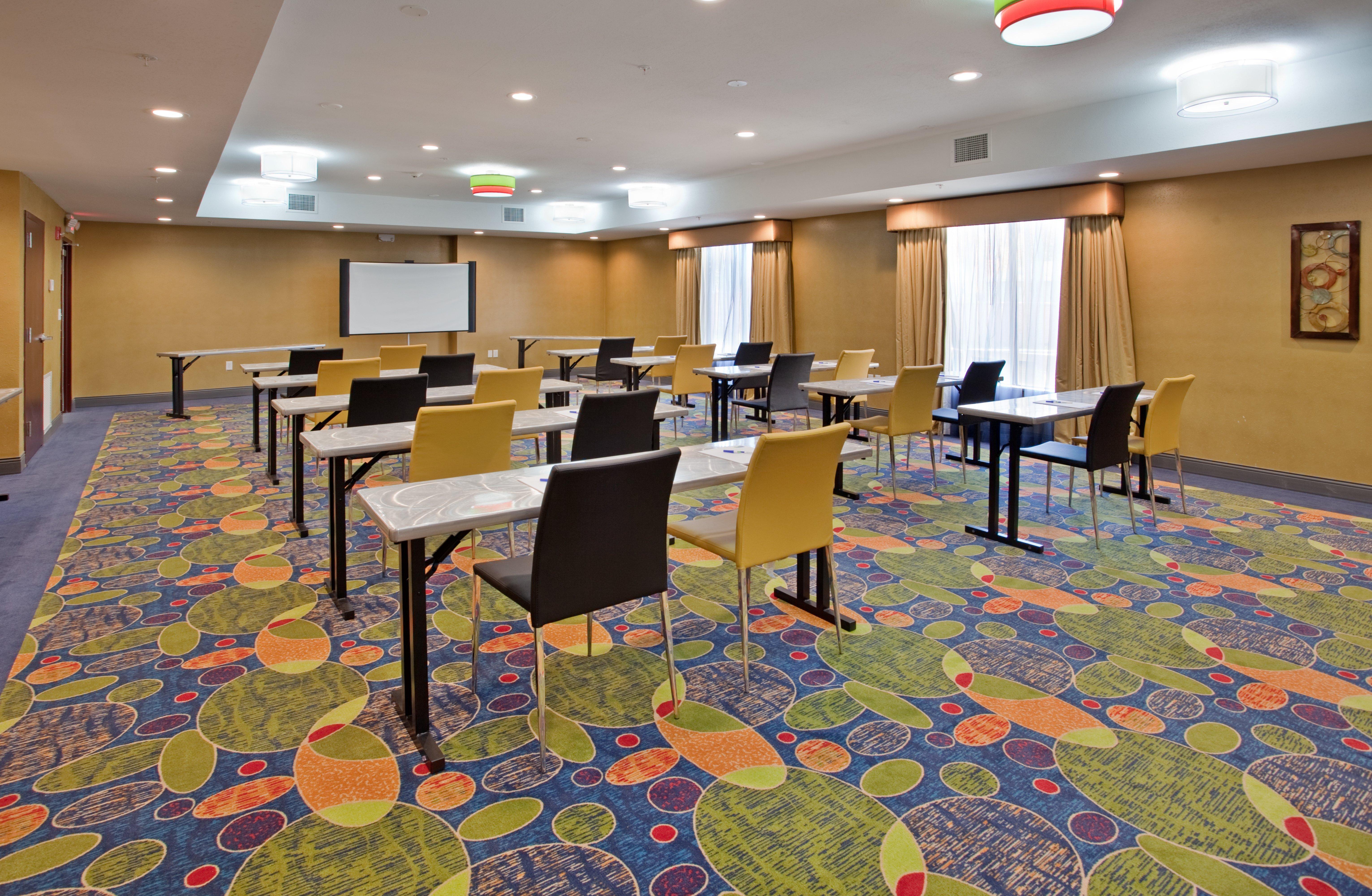 Holiday Inn Express & Suites St Louis Airport By Ihg Woodson Terrace Exteriör bild