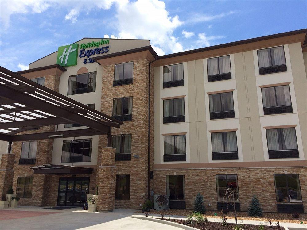 Holiday Inn Express & Suites St Louis Airport By Ihg Woodson Terrace Exteriör bild